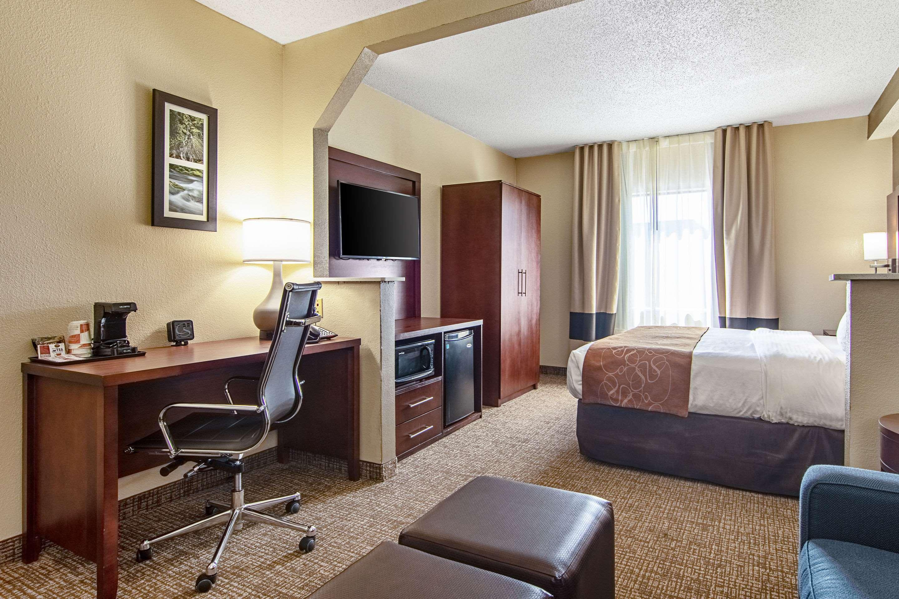 Comfort Suites Knoxville Airport Alcoa Bagian luar foto