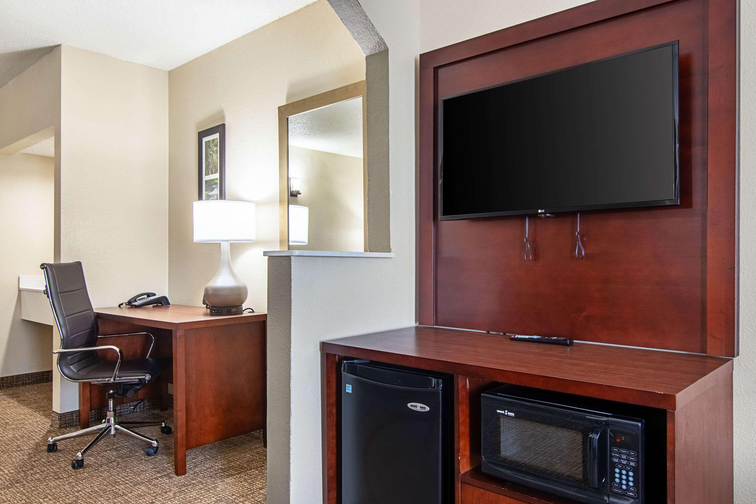 Comfort Suites Knoxville Airport Alcoa Bagian luar foto