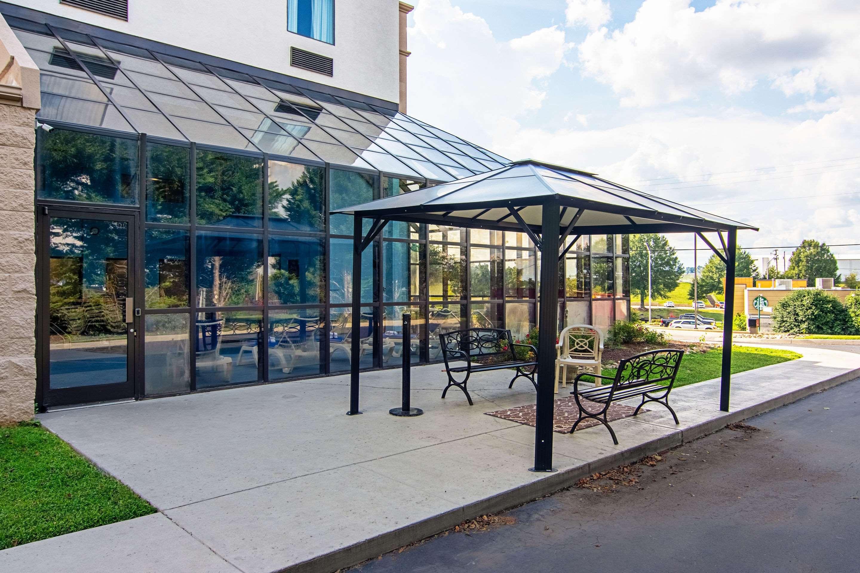 Comfort Suites Knoxville Airport Alcoa Bagian luar foto