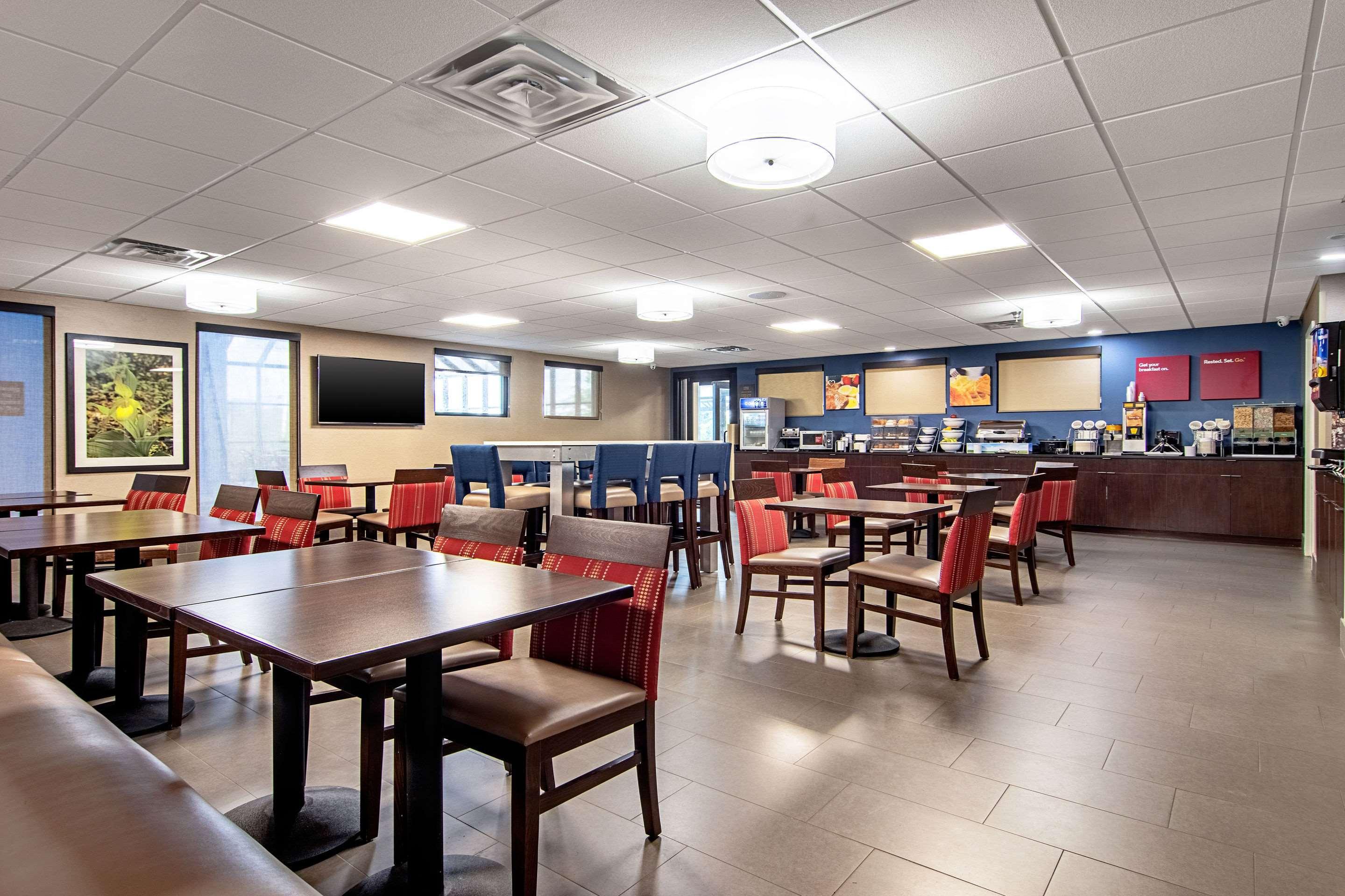 Comfort Suites Knoxville Airport Alcoa Bagian luar foto