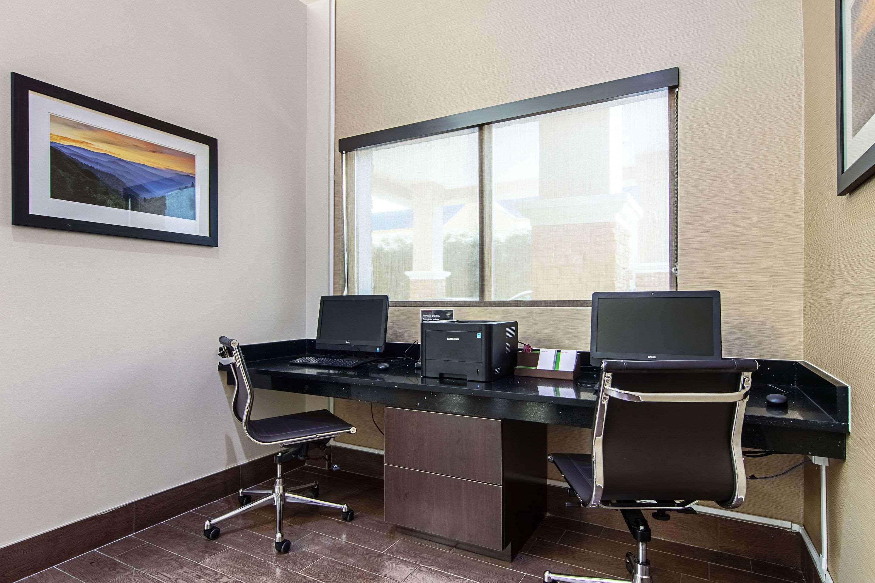 Comfort Suites Knoxville Airport Alcoa Bagian luar foto