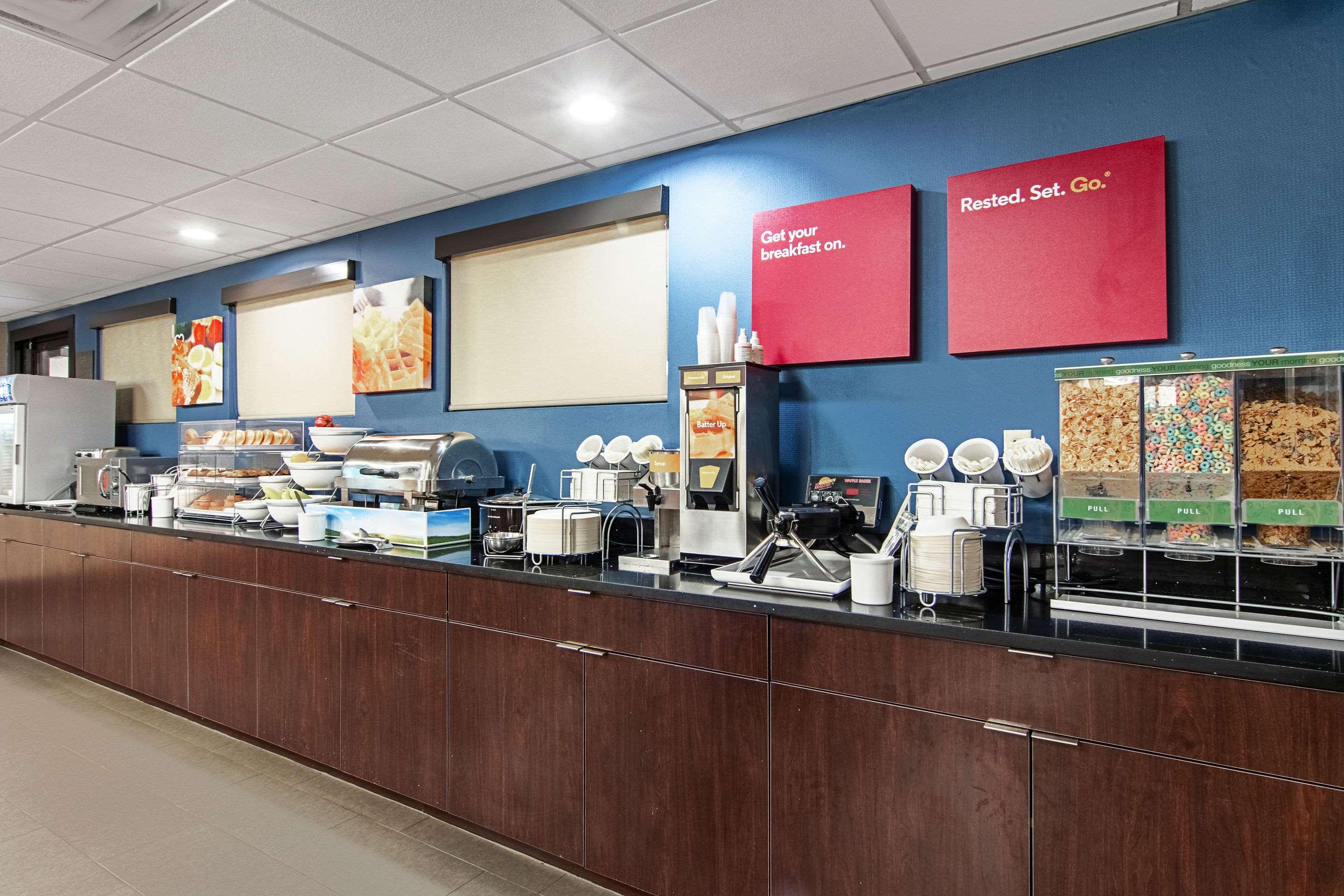 Comfort Suites Knoxville Airport Alcoa Bagian luar foto